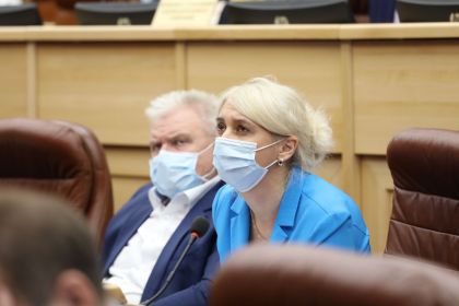 Законодательное Собрание одобрило законопроект о налоговых льготах для бизнеса
